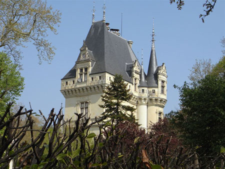 SAUMUR 47